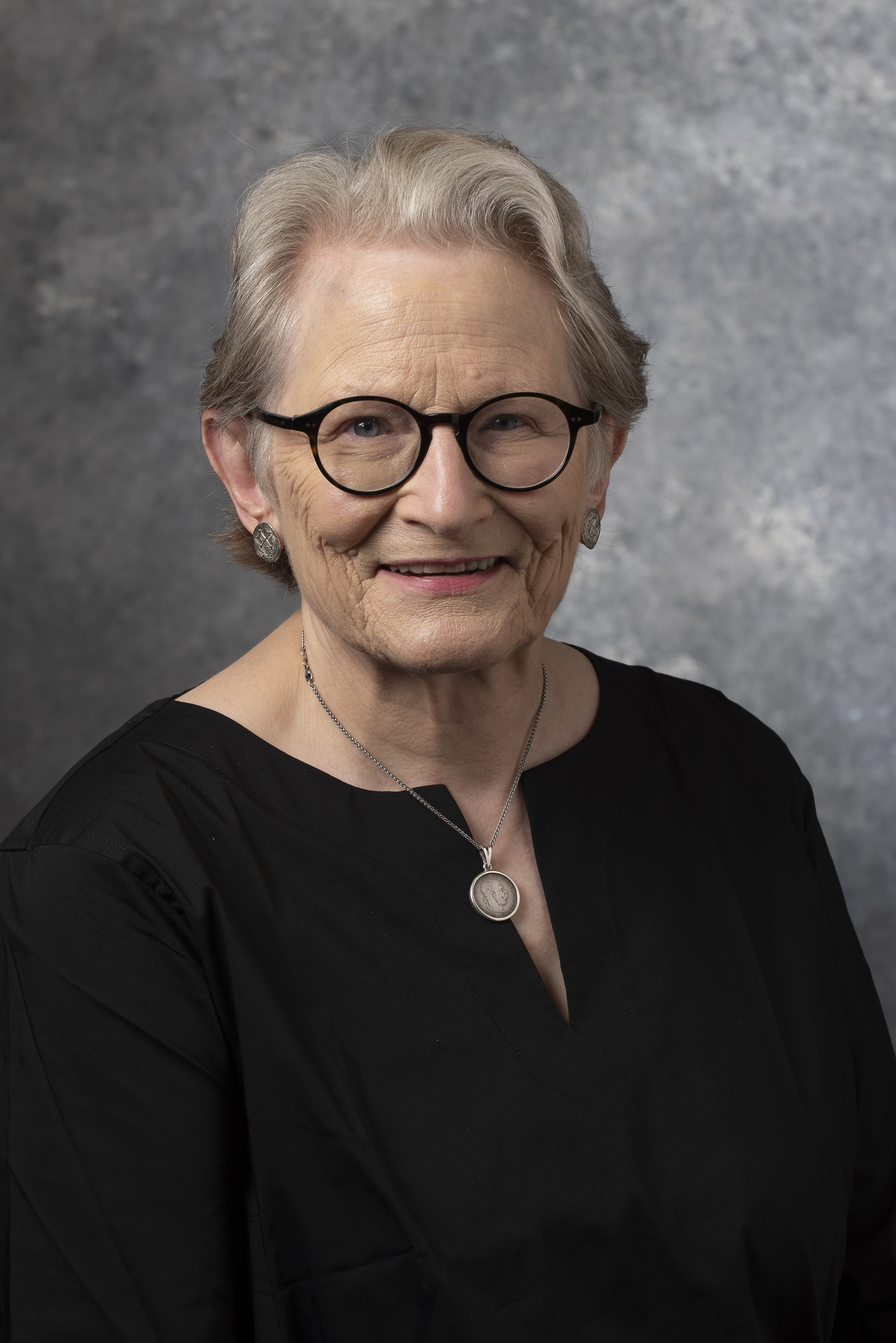 Helen Reynolds