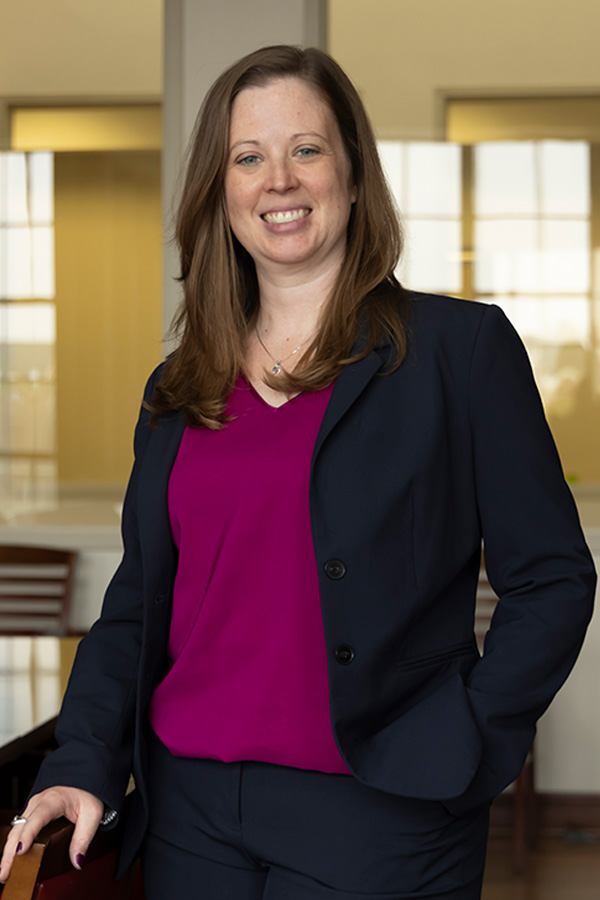 Headshot of Dr. Sondra Barringer