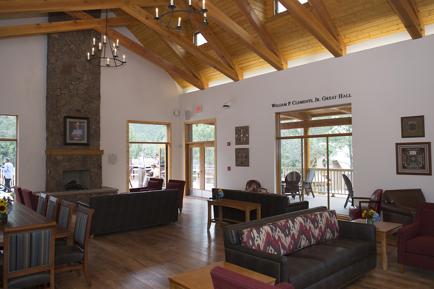 Great room inside the Miller Center at 色花堂_色花堂 98堂-in-Taos